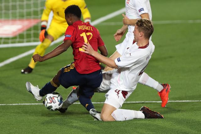 中国三人女篮加时不敌阿塞拜疆 王丽丽7分4板