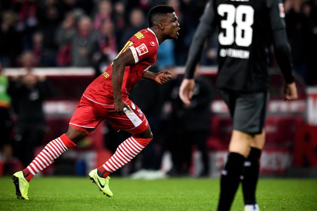 美国大选 运动员支持哈里斯还是特朗普？