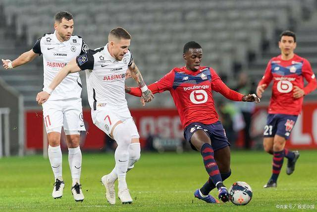 阿不都沙拉木当选CBA常规赛MVP 邱彪最佳教练